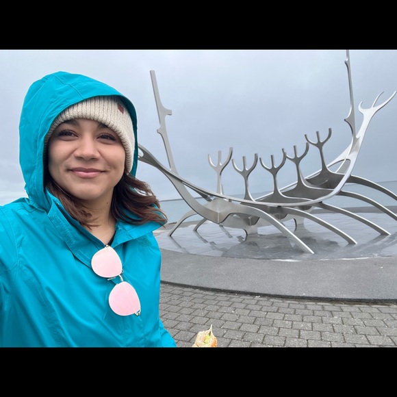 Meet your Posher, Jennifer - Picture 7 of 10